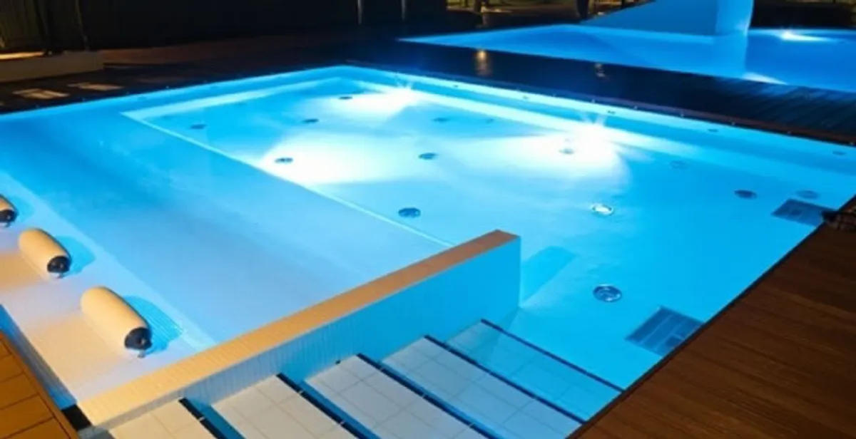 pool light installation and repair services providing modern illuminated pool lighting in Chandler, AZ